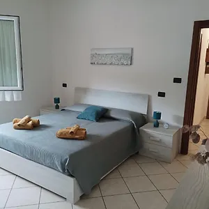Apartament Sisters, Bolonia